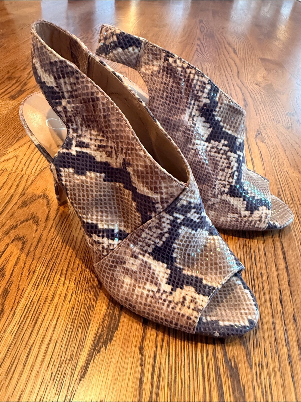 Jessica Simpson Women's Snake-Print Open-Toe Slingback Heels - Taupe/Black 8.5